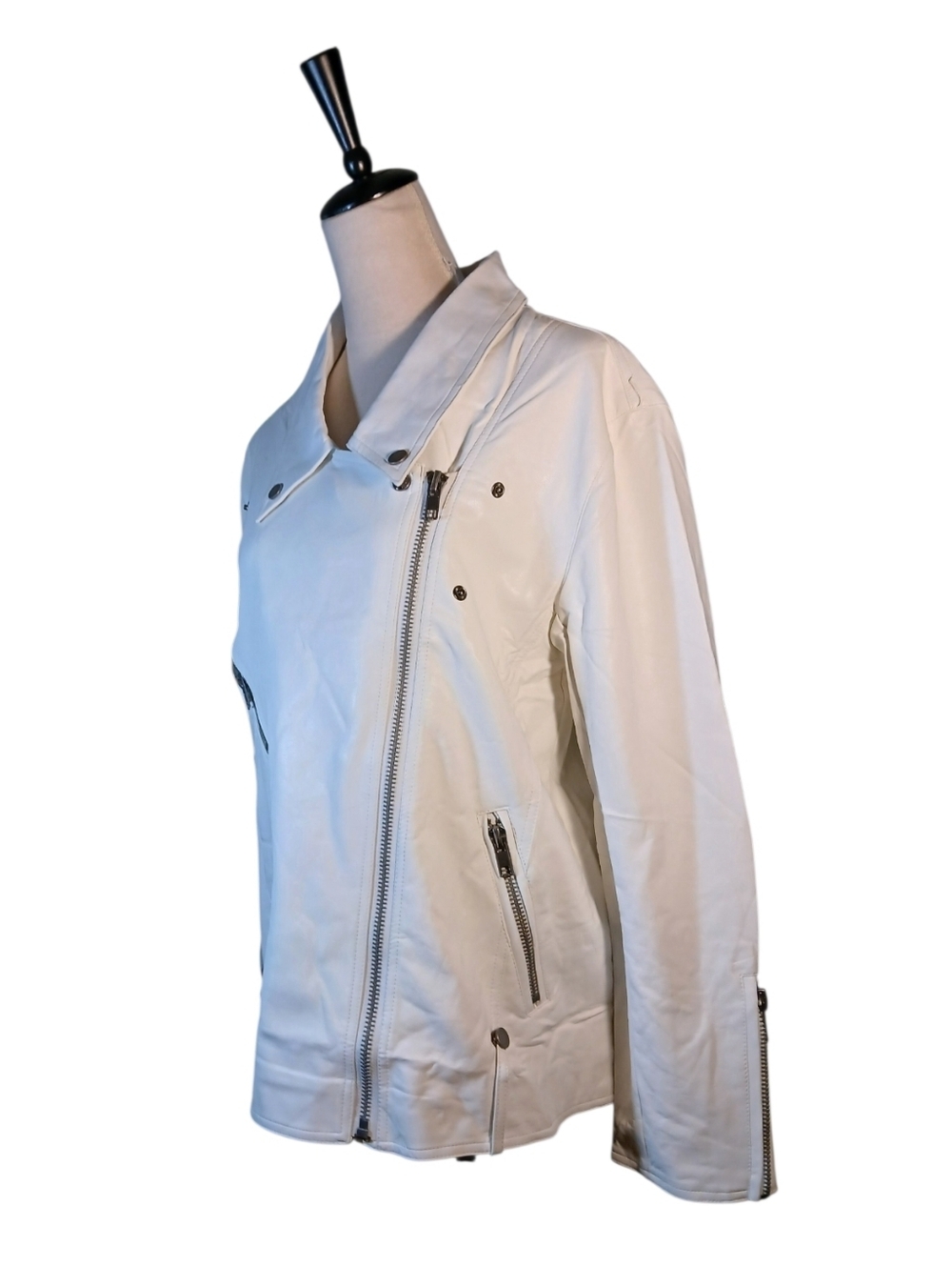 NWT White Faux Leather Cropped Moto Jacket Size Medium - Picture 2 of 11